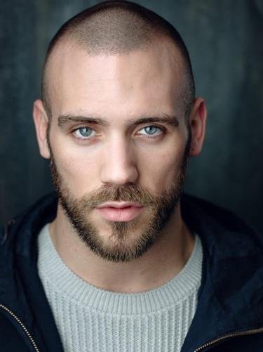 Headshot example 4
